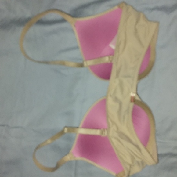 Pink Bra - Picture 2 of 4